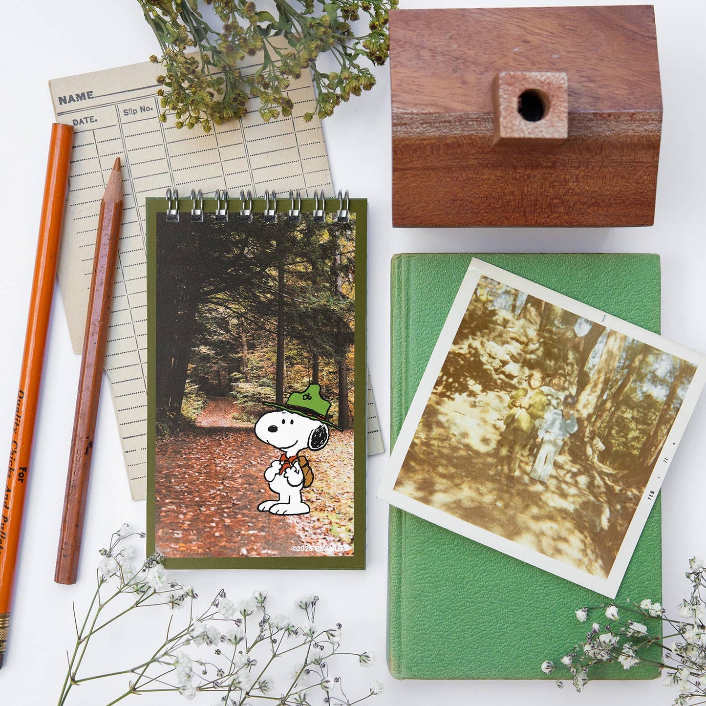 3P4 x Peanuts® • Snoopy Scout Mini Memo Pad