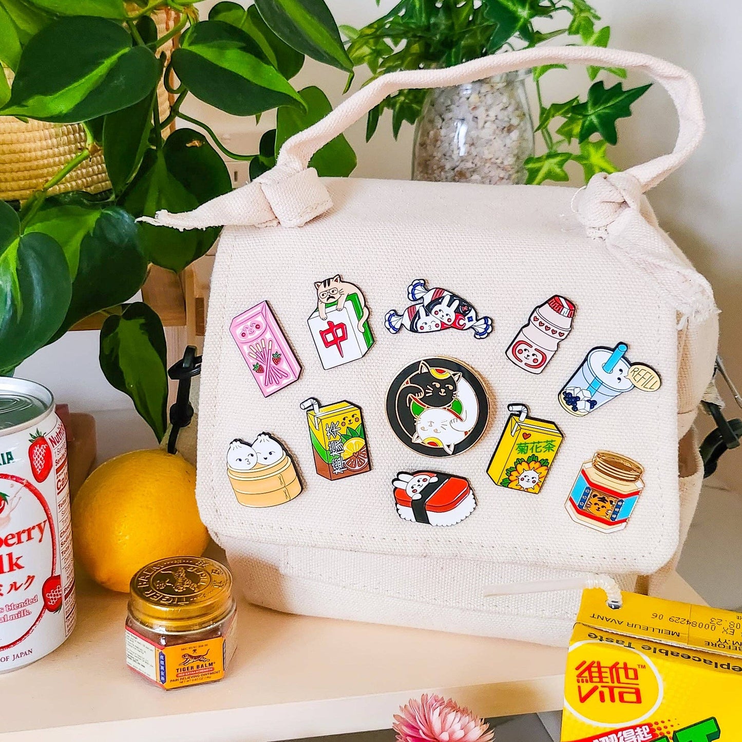 Bao Buddies Enamel Pin