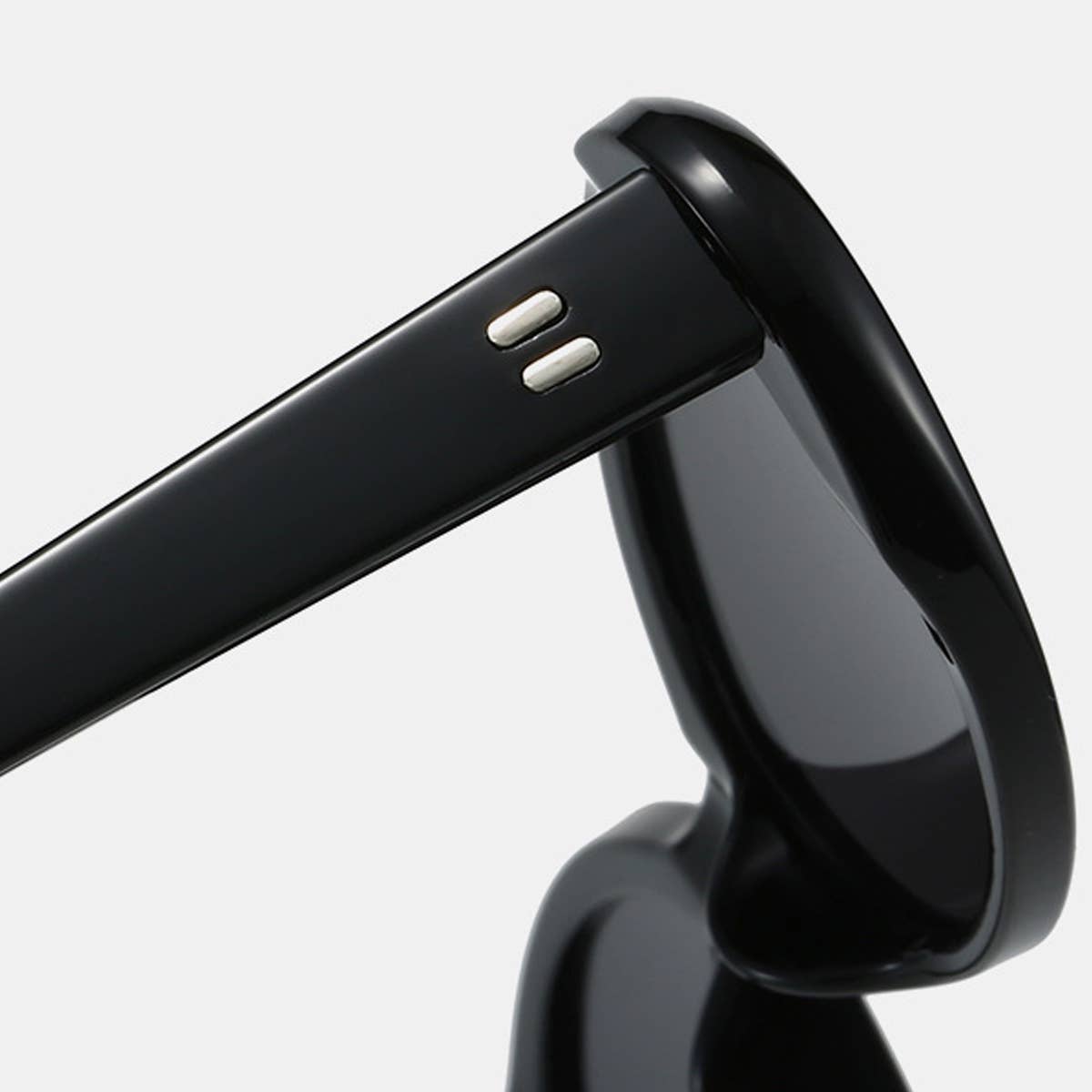 ACCITY • Skinny Oval Sunglasses