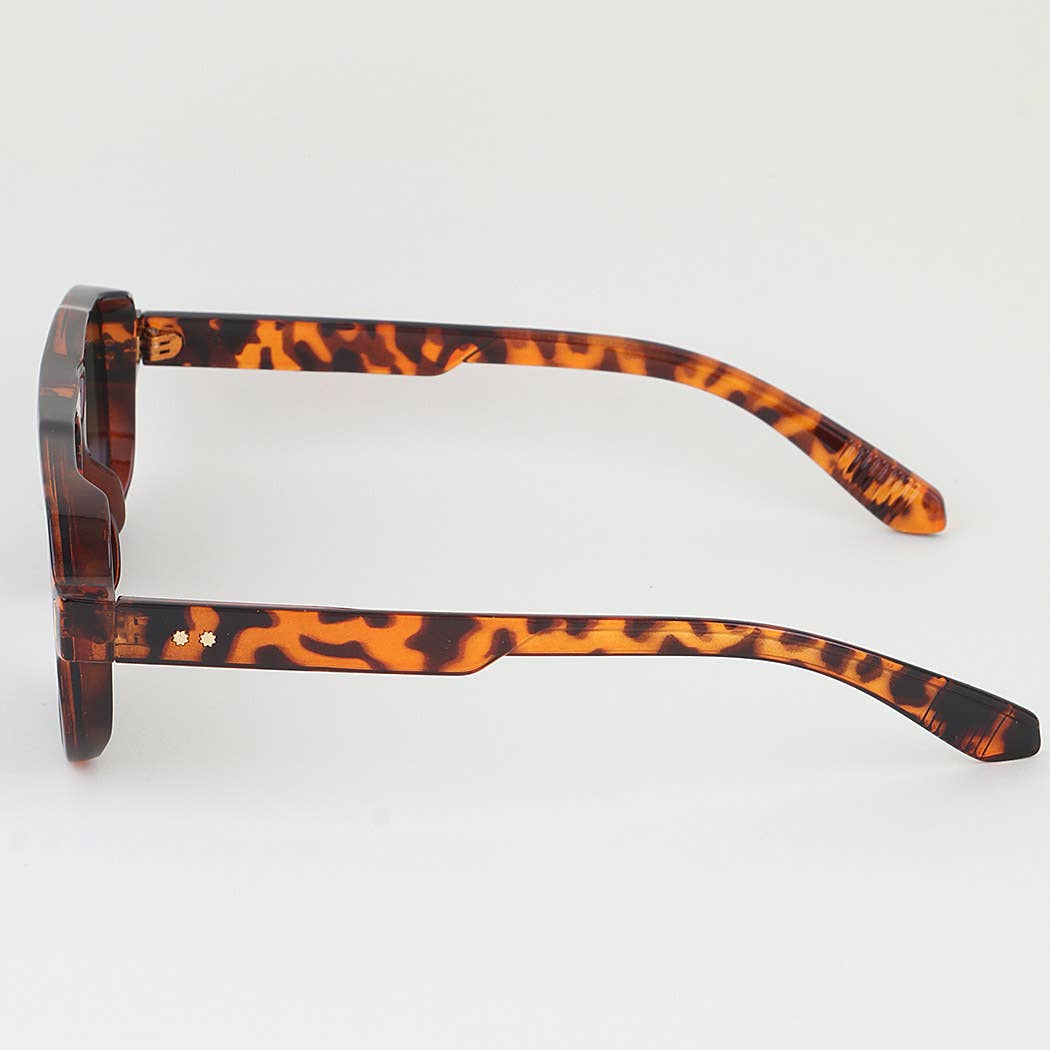 Star Bolted Straight Aviator Sunglasses
