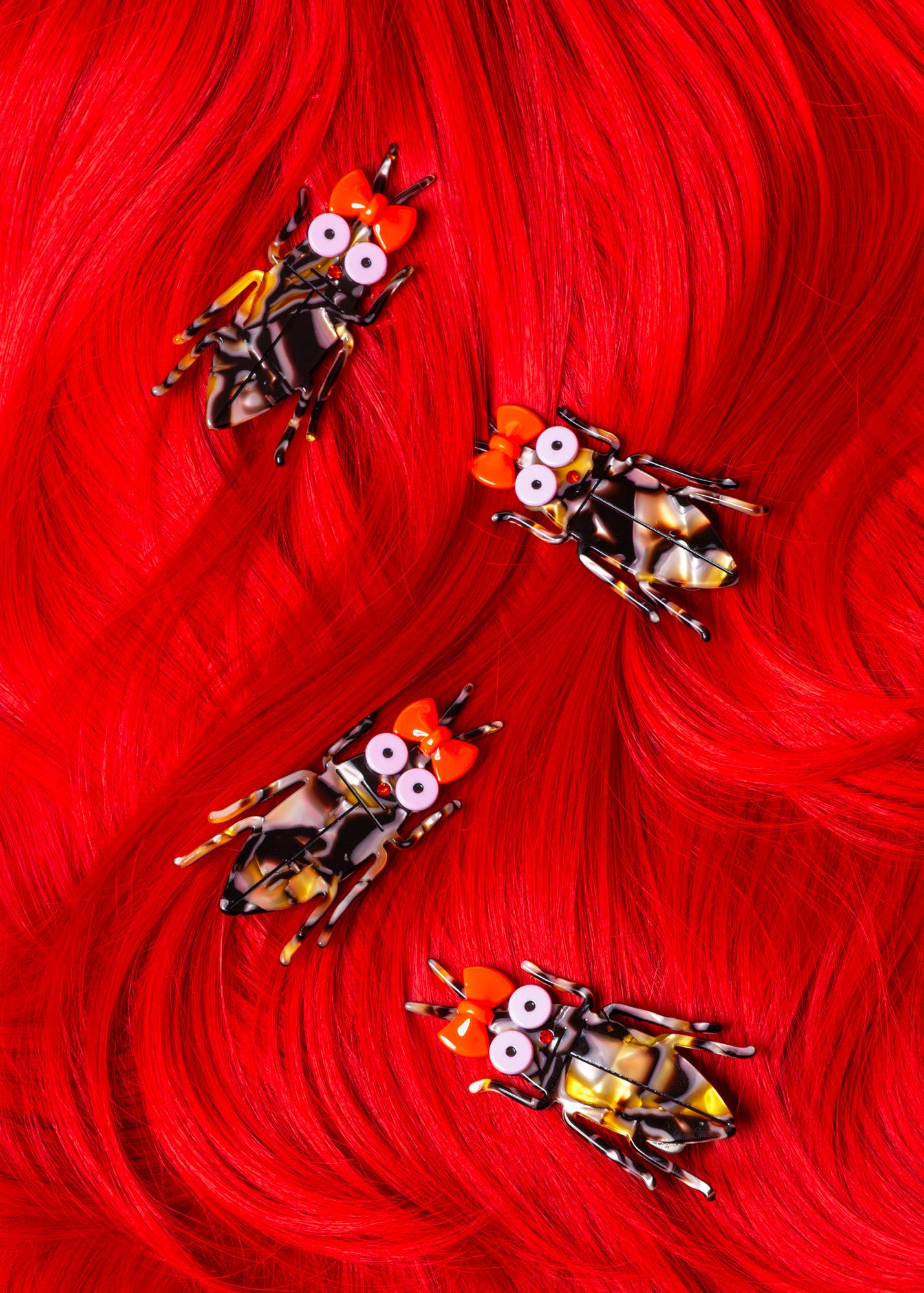 Gentle Thrills • Cockroach Hair Clip With Bow