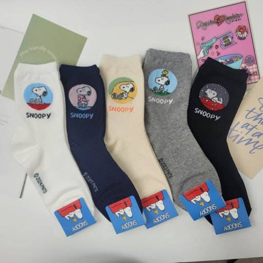 Snoopy • Cotton Crew Socks