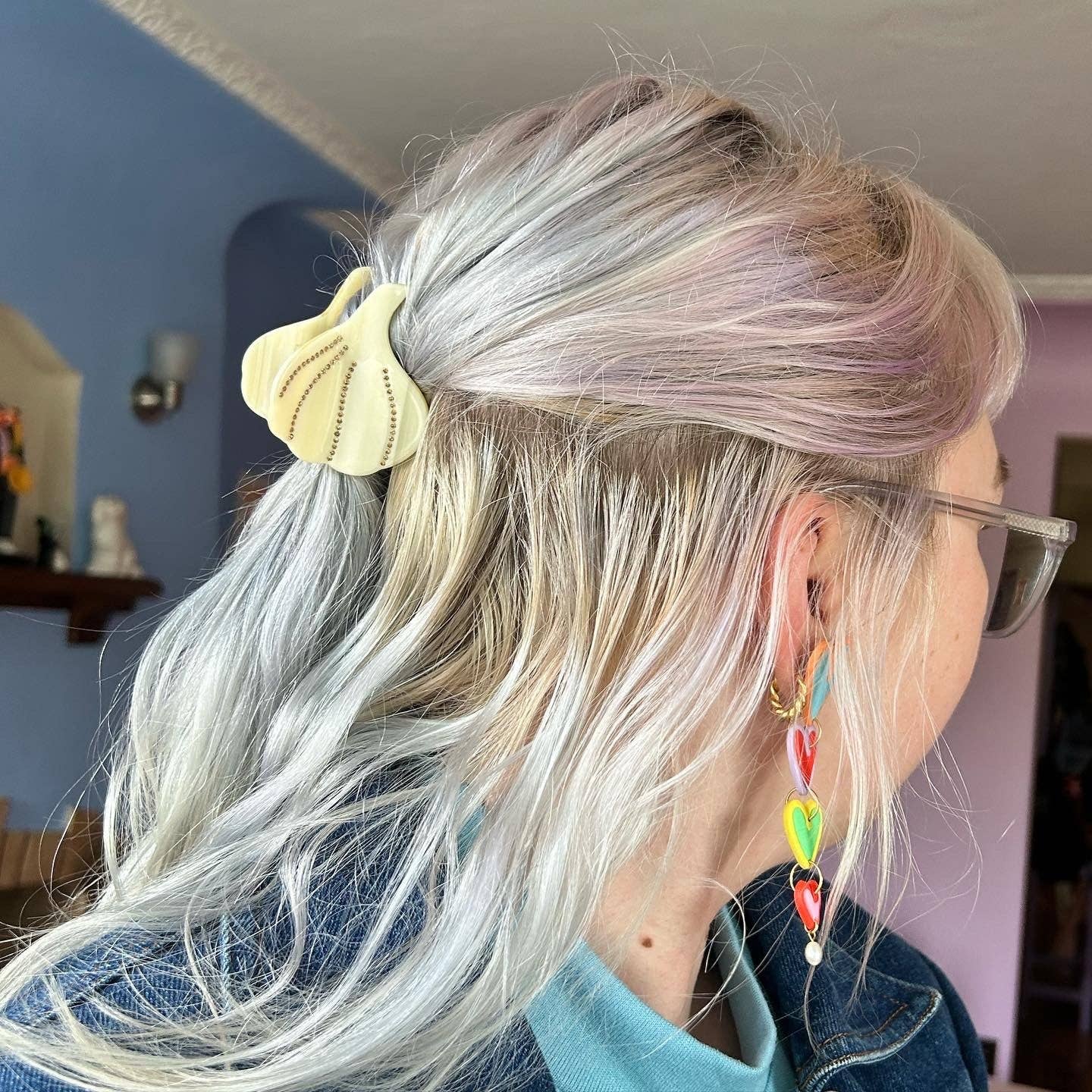 The Peach Fuzz • Garlic Rhinestone Mini Hair Claw Clip