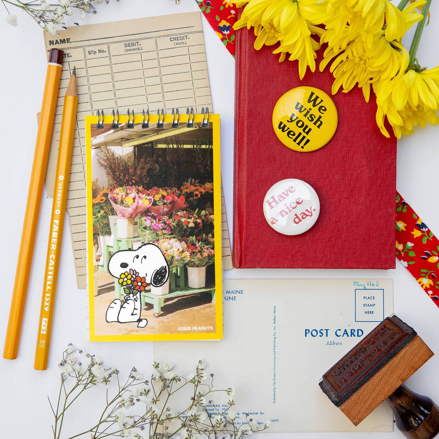 3P4 x Peanuts® • Snoopy Flower Bouquet Mini Memo Pad