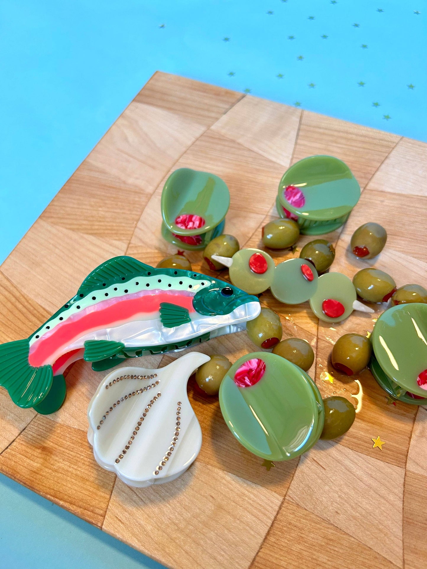 The Peach Fuzz • Rainbow Trout Hair Claw