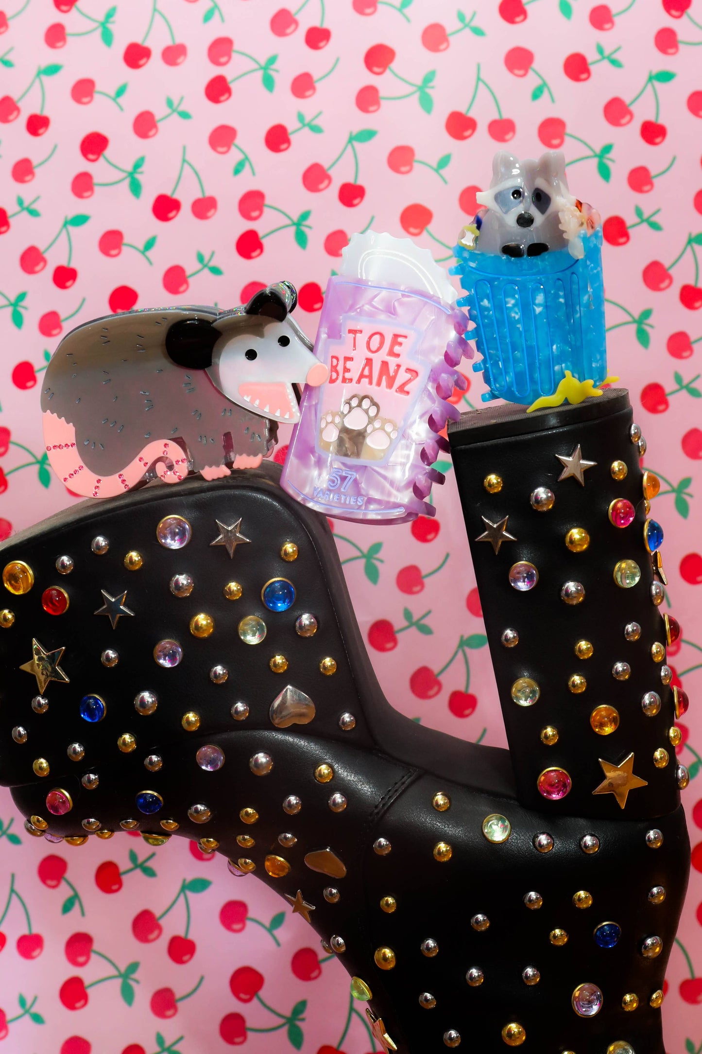 The Peach Fuzz • Trash Panda Raccoon Hair Claw