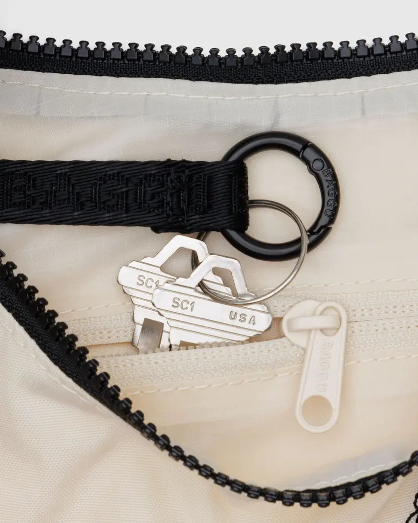 BAGGU - “Embroidered Shells” Small Nylon Crescent Bag