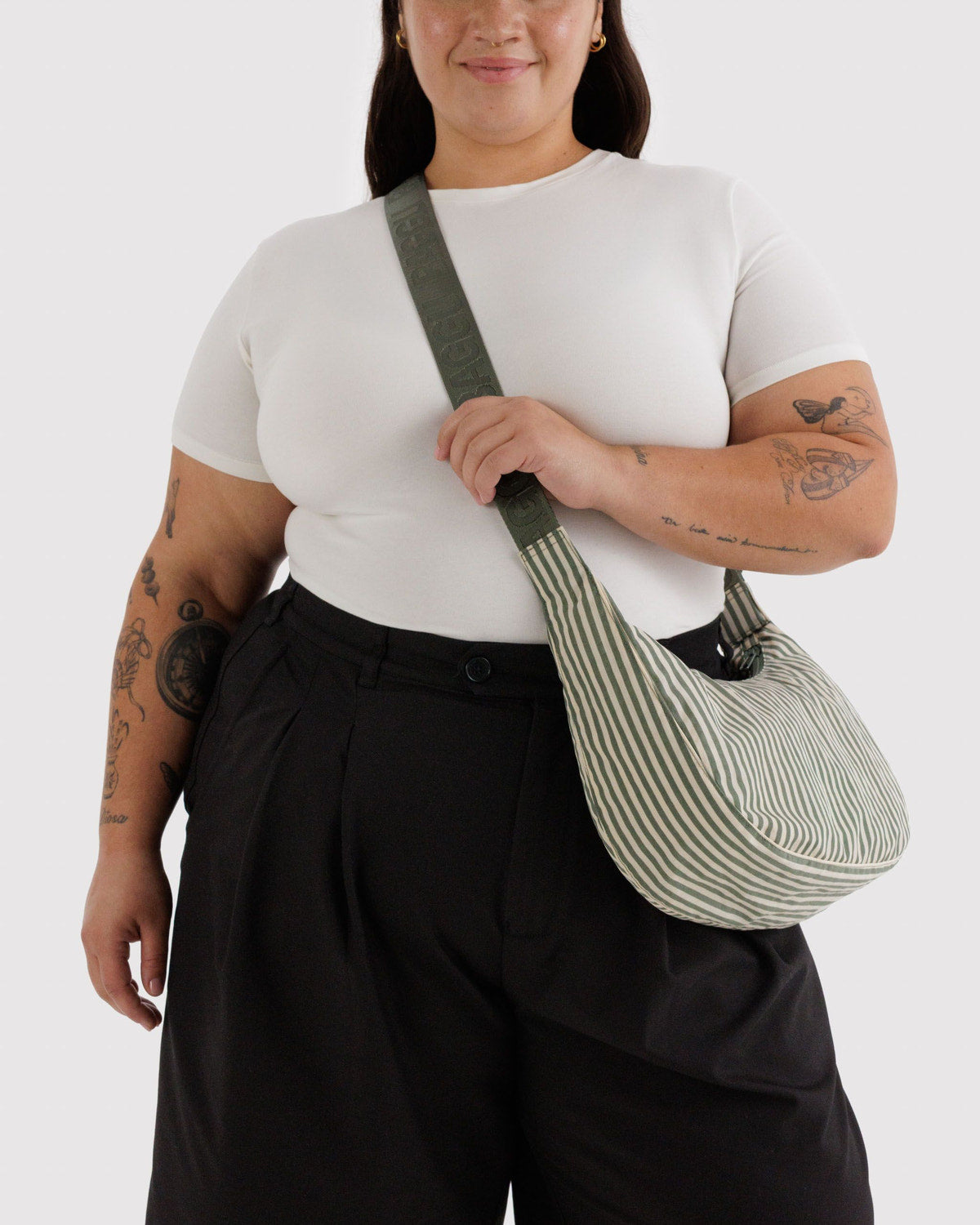 BAGGU • “Sage Stripe” Medium Crescent Bag