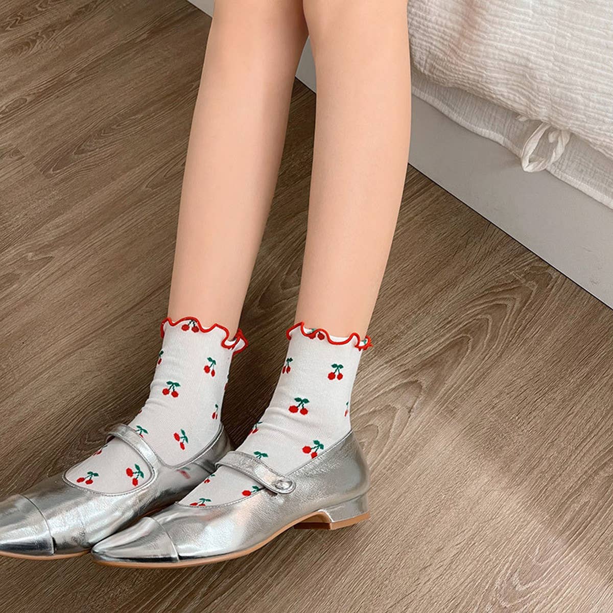 CUTE CHERRY COTTON SOCKS