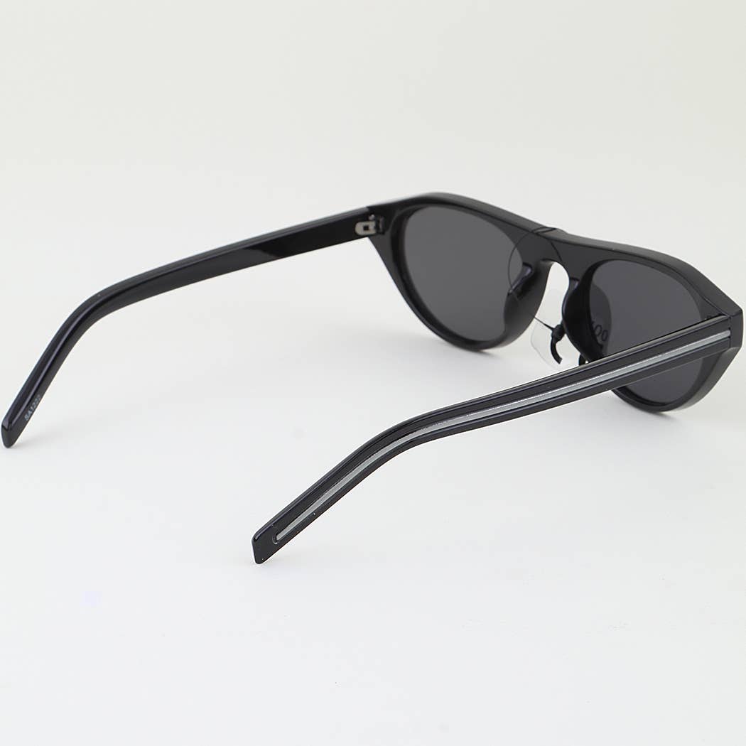 Modern Look Here Sunglasses