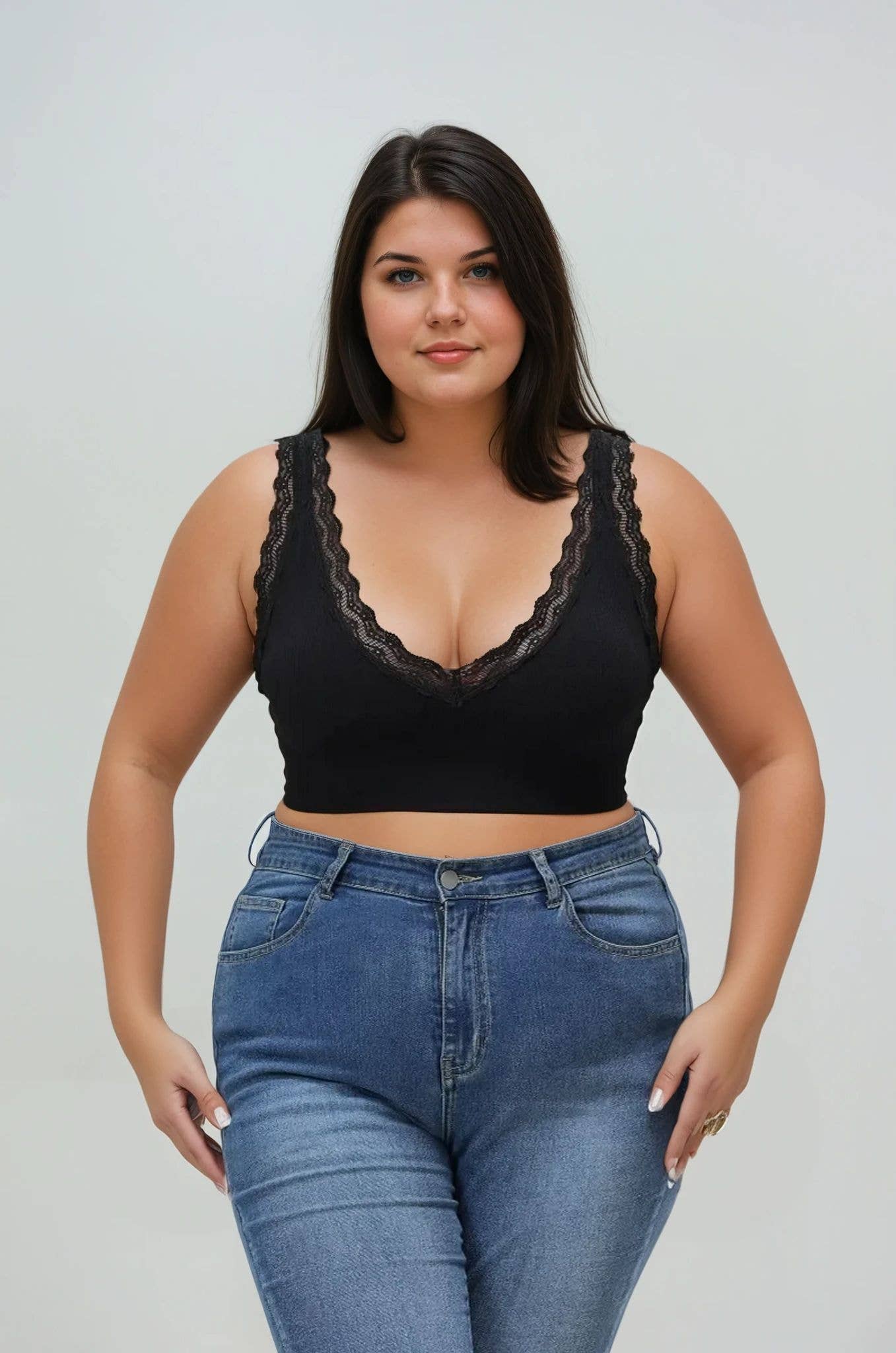 Curve Chic Lace Bralette Plus Size