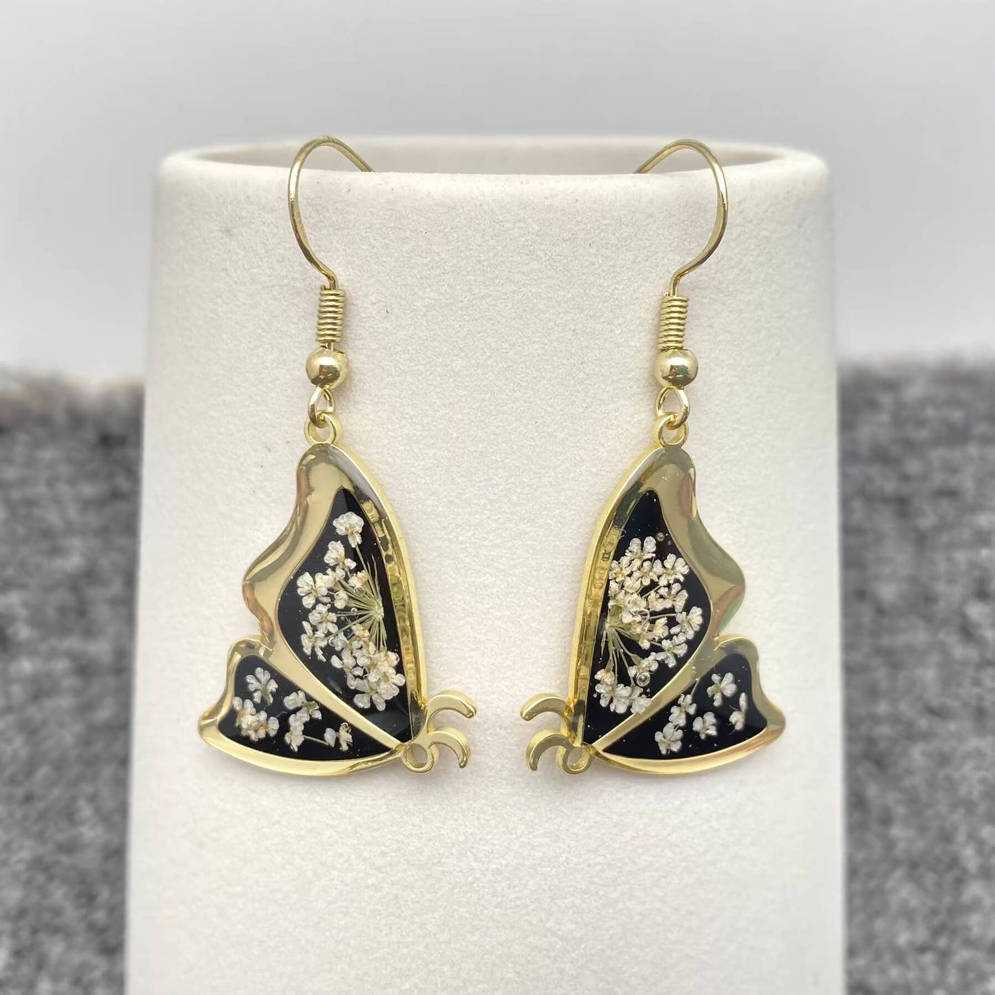 Queen Anne's Lace Dried Flower Black Butterfly Gold Colored Earrings